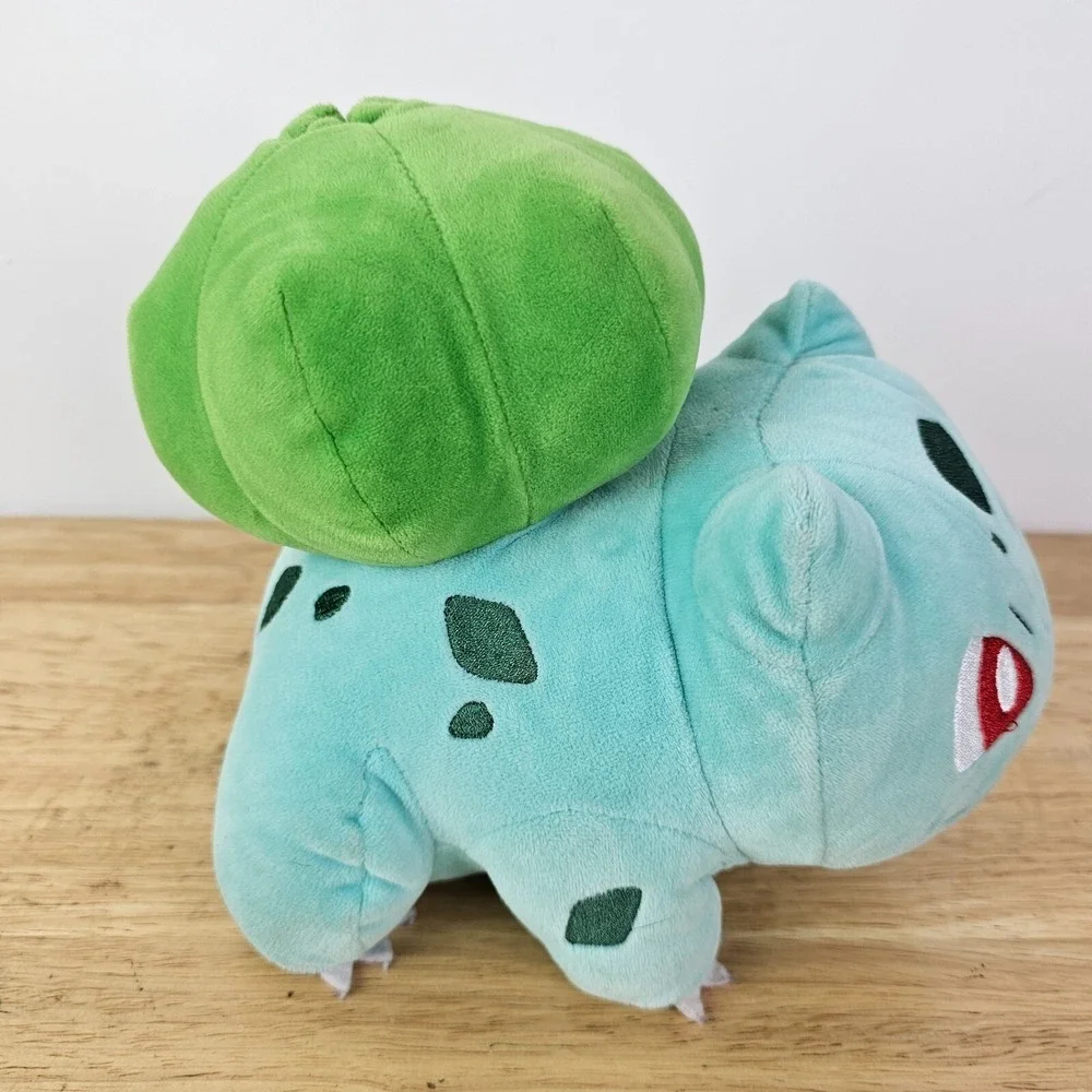 Pokemon Winking Bulbasaur Plush 8